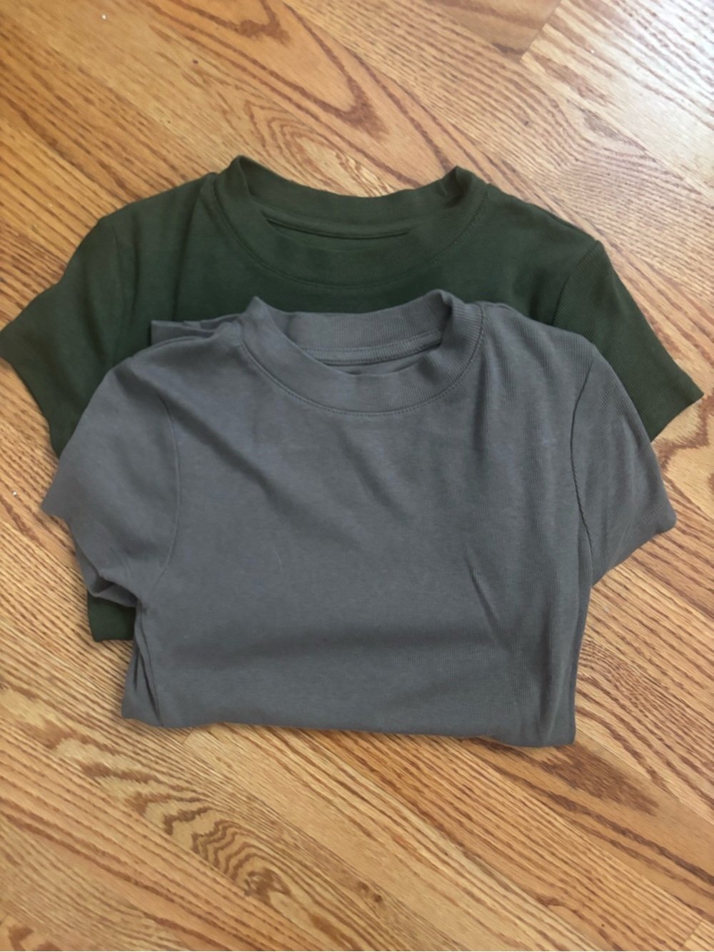 Set of 2 ribbed target tees